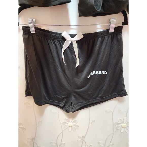 Womens 2 Piece XL Black Pajama Set Weekend T-Shirt & Shorts Sleep Loungewear - Picture 5 of 16